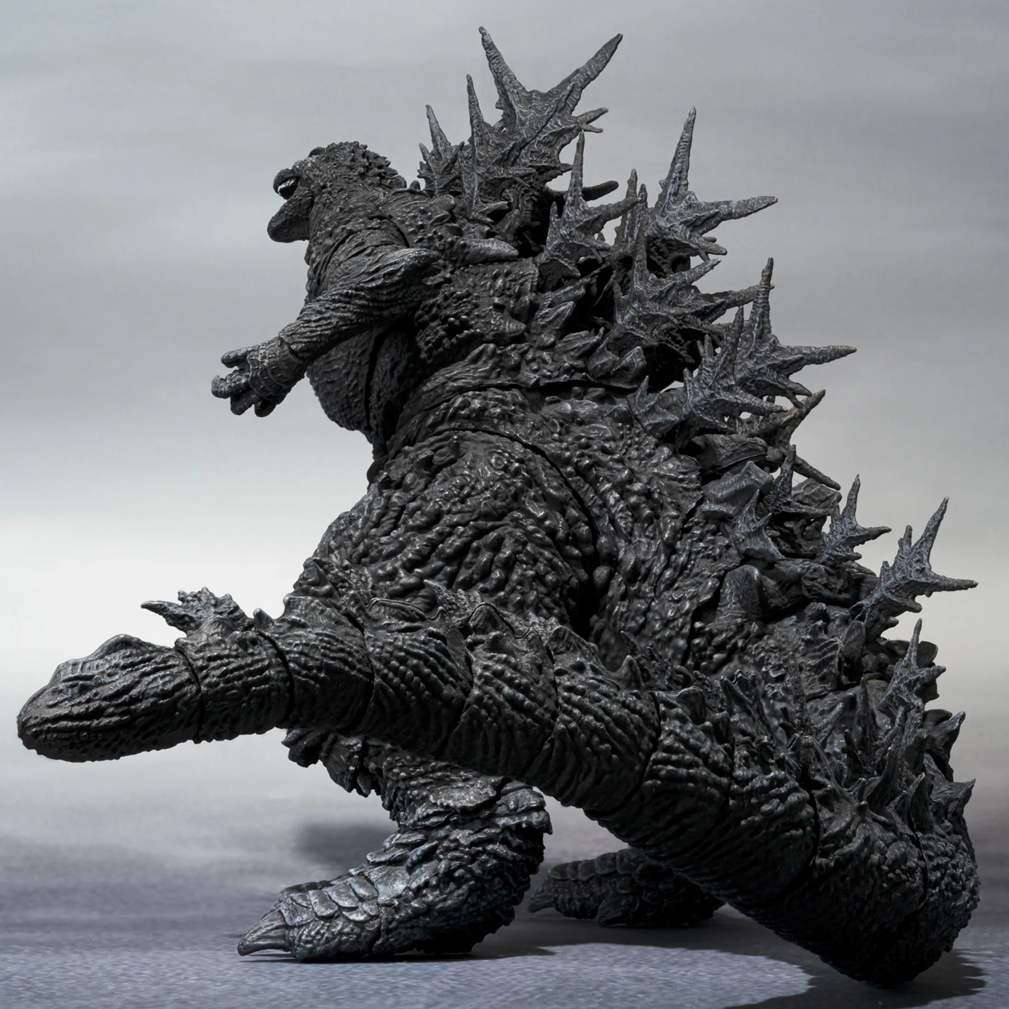 S.H.MonsterArts Godzilla (2023) Minus Color Ver. - Image 4