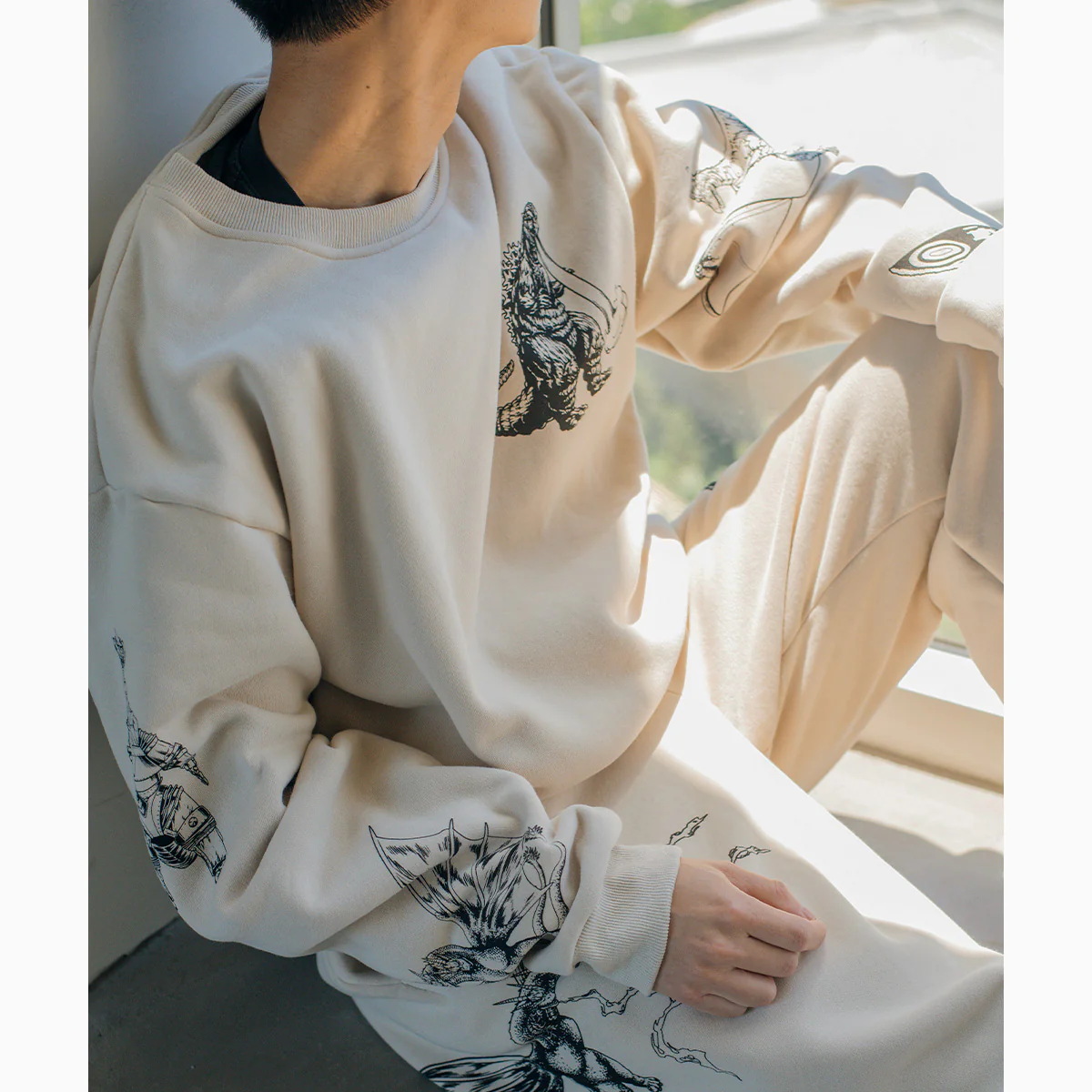 Godzilla Kaiju Print Sweatshirt - Cream - Image 3